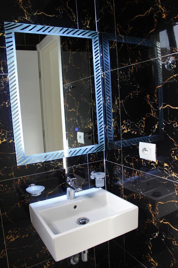 Elite Hotel Sarande Ngoại thất bức ảnh