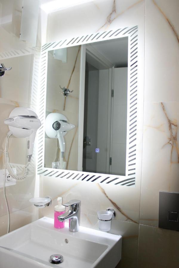 Elite Hotel Sarande Ngoại thất bức ảnh